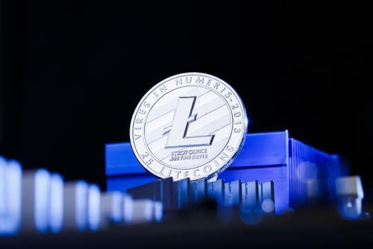 Litecoin Wobbles Under Pressure: Can It Find Footing Below $87?